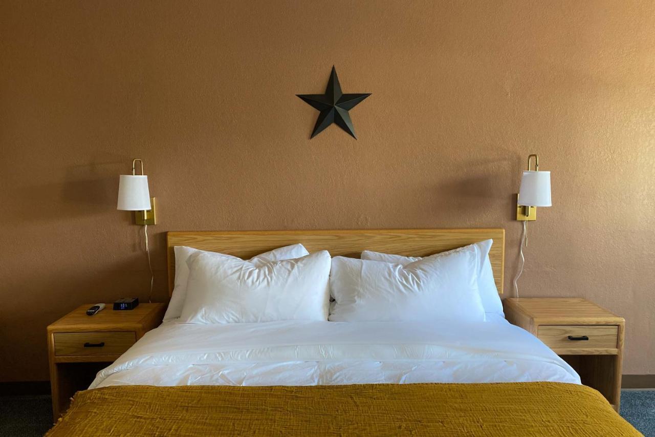 The Benson Motel - Benson, Mn - Us-12 Hwy מראה חיצוני תמונה