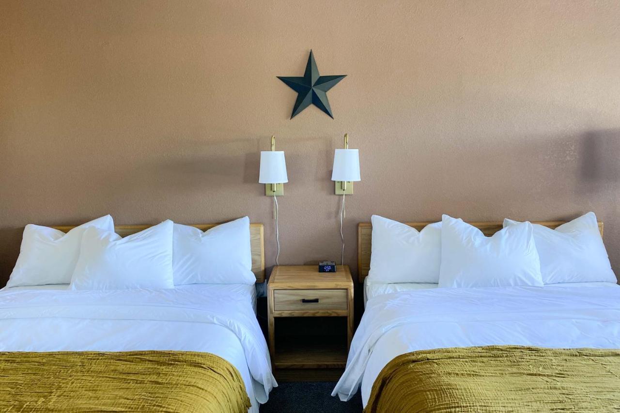 The Benson Motel - Benson, Mn - Us-12 Hwy מראה חיצוני תמונה